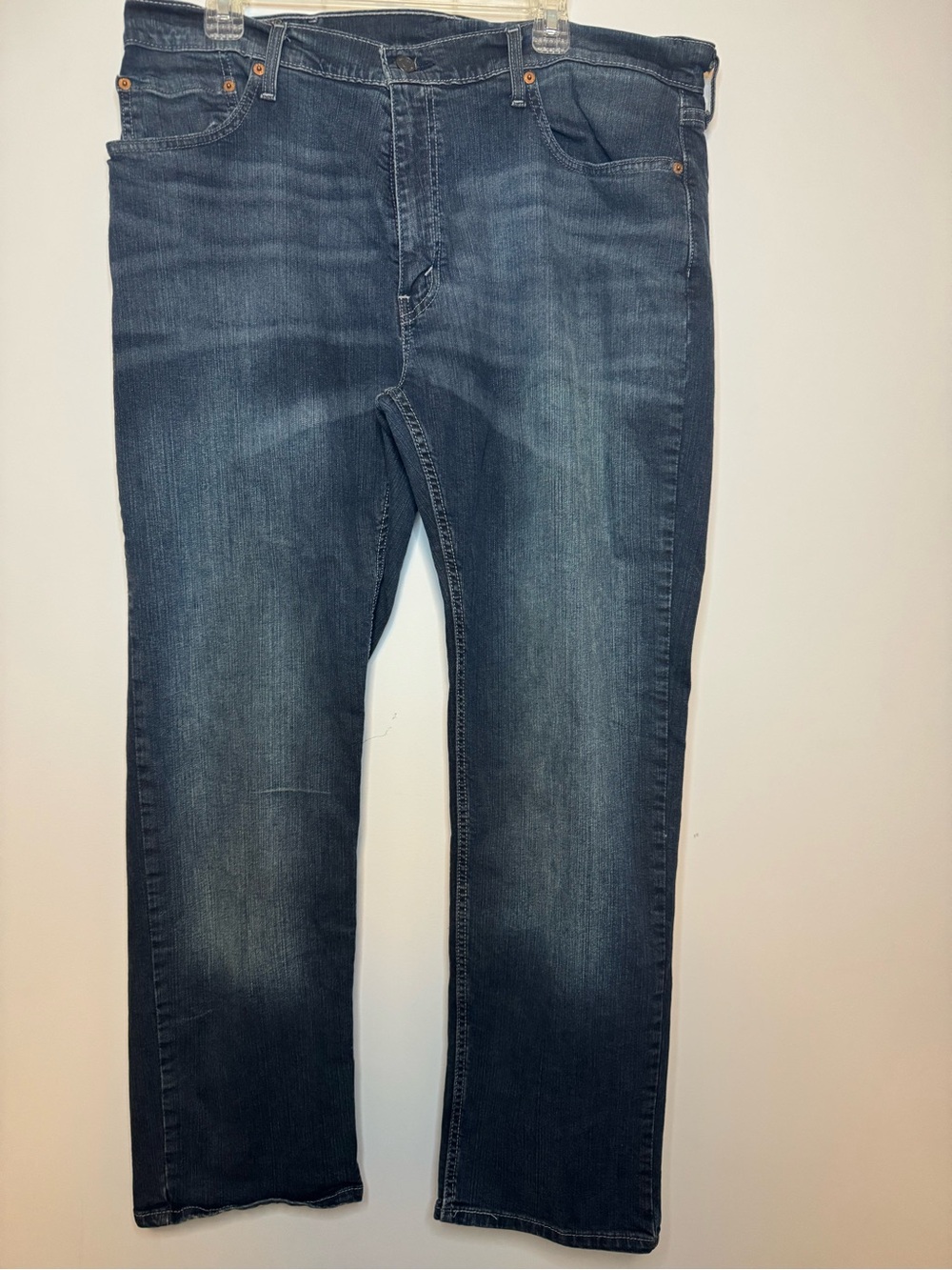 Classic Levi’s Men’s 559 Dark Blue jeans 38x32